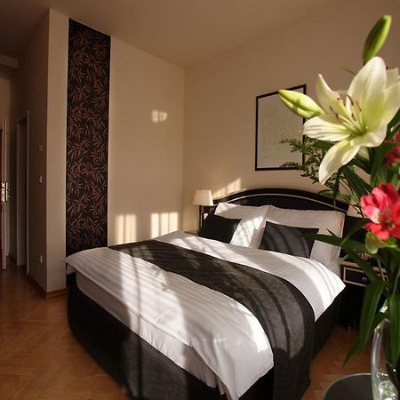 Vesta Domus Hotel Rome Bilik gambar